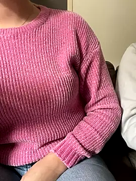 Snapshot of feetdetente chatting on October 16, 2025, 12:57 pm feetdetente online show from October 16, 2025, 12:57 pm