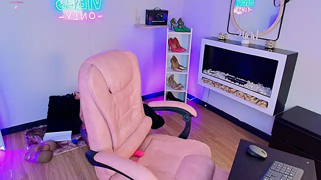 Miss koko  online show from January 11, 2026, 11:00 pm