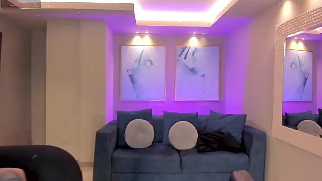 Snapshot of ChristineFord_ chatting on November 2, 2025, 12:43 pm ChristineFord online show from November 2, 2025, 12:43 pm