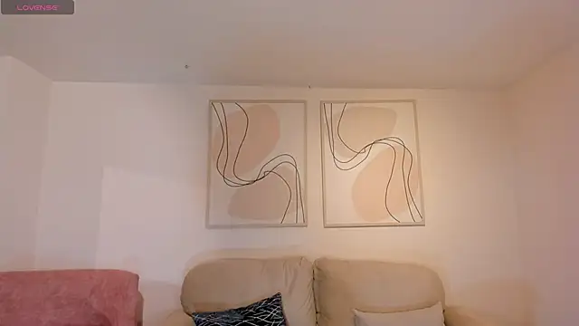 ScarlettBlaze  online show from April 8, 2026, 12:06 pm