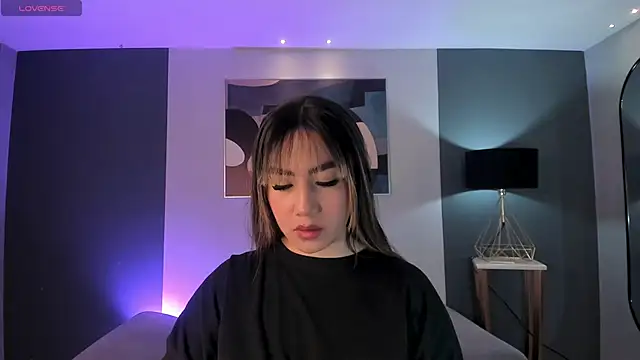 AnnieMonroe1 online show from January 8, 2026, 11:49 am