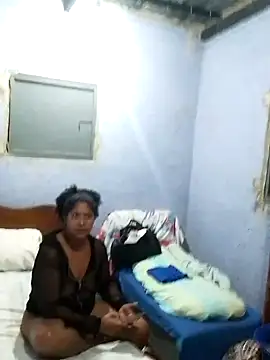 Snapshot of isabel_and_hekler chatting on November 15, 2025, 2:15 am isabel and hekler online show from November 15, 2025, 2:15 am