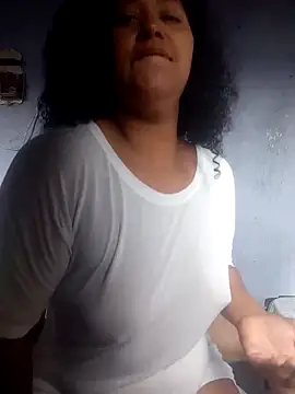 Snapshot of isabel_and_hekler chatting on November 13, 2025, 12:31 pm isabel and hekler online show from November 13, 2025, 12:31 pm