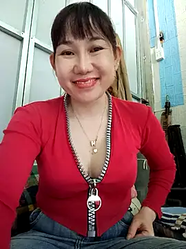 Snapshot of Ana-love2025 chatting on November 17, 2025, 12:47 am Ana-love2025 online show from November 17, 2025, 12:47 am