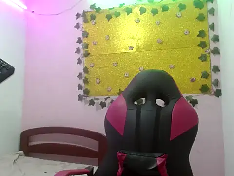 girls porn20 online show from October 20, 2025, 2:35 am