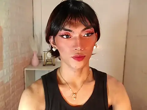 HaileyPresly online show from April 8, 2026, 7:04 pm