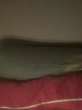 chixn04 online show from April 18, 2026, 12:29 pm