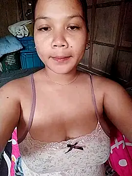 Snapshot of xxsexytitsxx chatting on February 5, 2026, 4:30 am xxsexytitsxx online show from February 5, 2026, 4:30 am