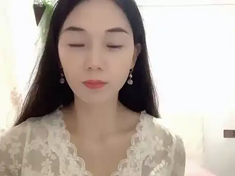 Snapshot of Keke-Baby170 chatting on November 3, 2025, 7:13 am Keke-Baby170 online show from November 3, 2025, 7:13 am