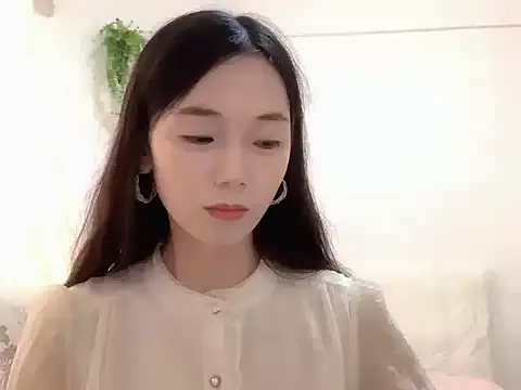 Snapshot of Keke-Baby170 chatting on October 28, 2025, 6:45 am Keke-Baby170 online show from October 28, 2025, 6:45 am