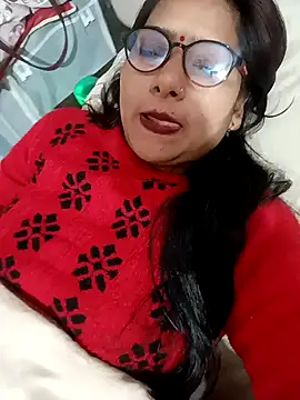 Vanshika1432 online show from November 25, 2025, 8:20 pm