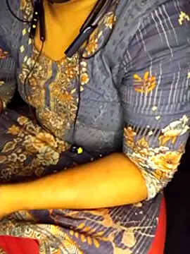 Snapshot of Priyanka-Khan chatting on July 26, 2026, 7:43 pm Priyanka-Khan online show from July 26, 2026, 7:43 pm