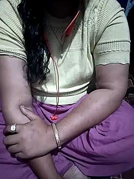 Snapshot of Priyanka-Khan chatting on May 10, 2026, 5:15 pm Priyanka-Khan online show from May 10, 2026, 5:15 pm