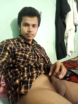 Snapshot of maxmishra18 chatting on October 24, 2025, 3:49 am maxmishra18 online show from October 24, 2025, 3:49 am