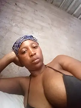 Snapshot of Bretbooty23 chatting on November 10, 2025, 9:14 am Bretbooty23 online show from November 10, 2025, 9:14 am