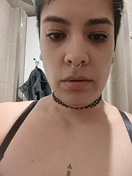 Snapshot of Natimiau chatting on December 3, 2025, 9:25 pm Natimiau online show from December 3, 2025, 9:25 pm