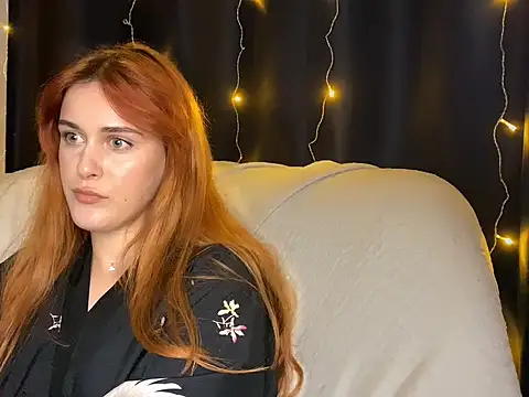 Snapshot of Veksal1a chatting on November 8, 2025, 1:47 pm Veksal1a online show from November 8, 2025, 1:47 pm