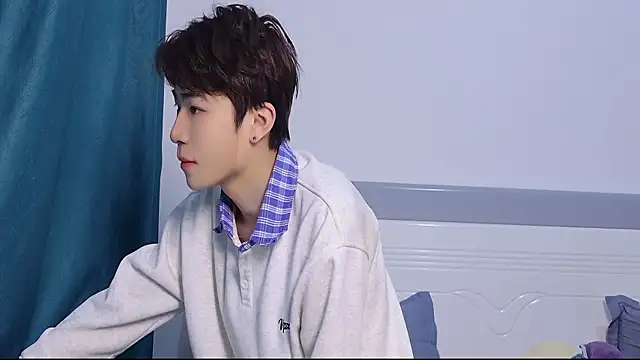 Snapshot of Stuffy-111 chatting on November 23, 2025, 11:42 am Stuffy-111 online show from November 23, 2025, 11:42 am