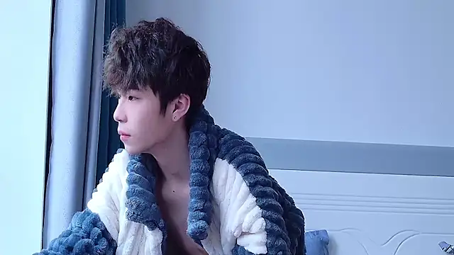 Snapshot of Stuffy-111 chatting on October 29, 2025, 4:55 am Stuffy-111 online show from October 29, 2025, 4:55 am