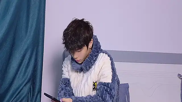 Snapshot of Stuffy-111 chatting on October 30, 2025, 4:55 am Stuffy-111 online show from October 30, 2025, 4:55 am