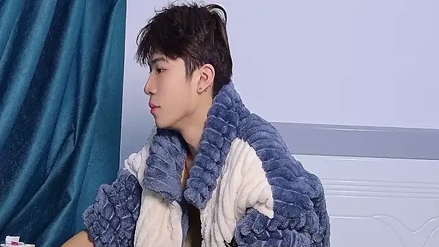 Snapshot of Stuffy-111 chatting on November 15, 2025, 11:36 am Stuffy-111 online show from November 15, 2025, 11:36 am