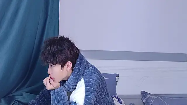 Snapshot of Stuffy-111 chatting on October 25, 2025, 4:55 am Stuffy-111 online show from October 25, 2025, 4:55 am