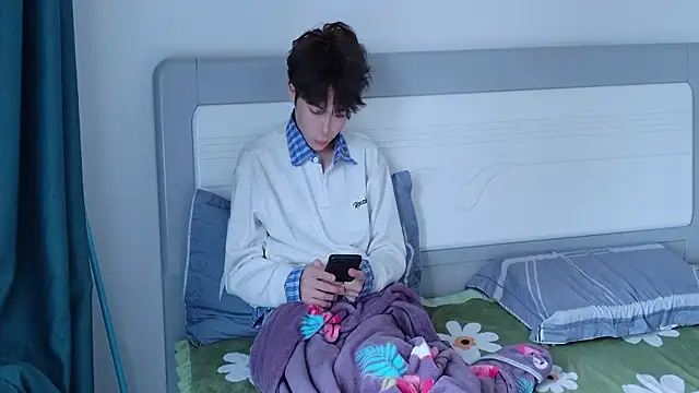 Snapshot of Stuffy-111 chatting on October 20, 2025, 4:25 am Stuffy-111 online show from October 20, 2025, 4:25 am