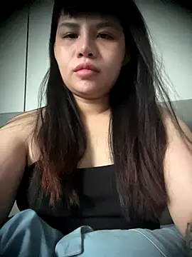 Snapshot of BePi2k chatting on October 18, 2025, 4:25 am BePi2k online show from October 18, 2025, 4:25 am