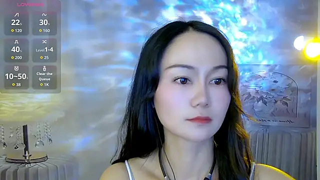 qiuxiang6399 online show from October 20, 2025, 1:11 pm