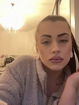 Barbie 1312 online show from November 18, 2025, 3:04 pm