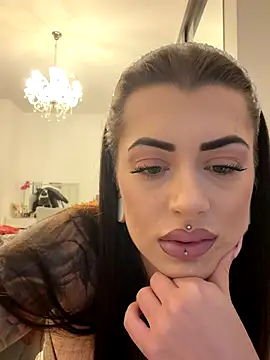 Barbie 1312 online show from November 27, 2025, 3:12 pm