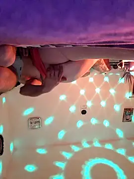 Ariana381 online show from November 17, 2025, 9:41 pm