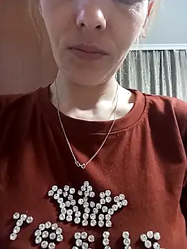 Snapshot of Coare_Cindy chatting on April 6, 2026, 6:42 pm Coare Cindy online show from April 6, 2026, 6:42 pm