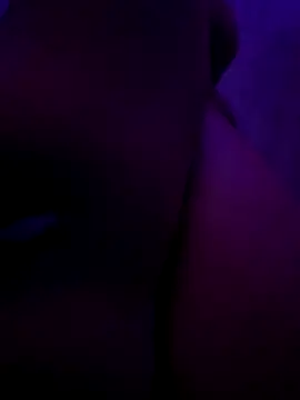 Snapshot of Bemmmba chatting on November 20, 2025, 1:39 am Bemmmba online show from November 20, 2025, 1:39 am