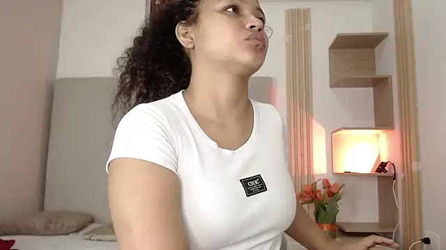 miel alisha online show from February 4, 2026, 12:00 pm