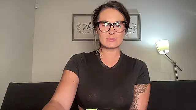 Mandyrheaa online show from October 30, 2025, 1:15 am