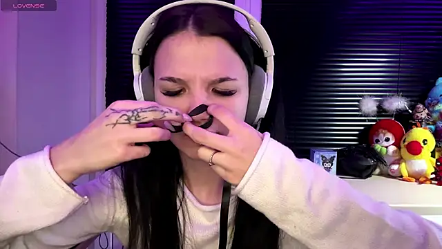 Snapshot of HanaMantanaDell chatting on November 29, 2025, 3:12 pm HanaMantanaDell online show from November 29, 2025, 3:12 pm