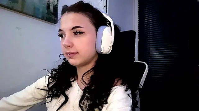 HanaMantanaDell online show from March 24, 2026, 3:01 pm