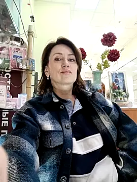 Luna 7777 online show from March 22, 2026, 12:40 pm