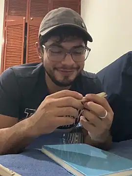 Twistermc11 online show from October 26, 2025, 5:19 am