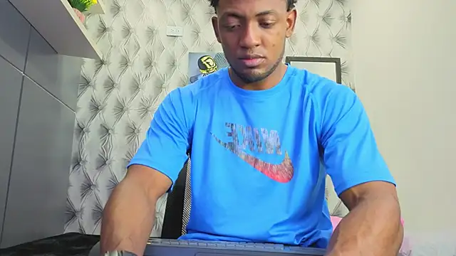 Stevenbrand online show from November 12, 2025, 8:23 pm