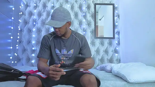 Stevenbrand online show from December 4, 2025, 6:51 pm