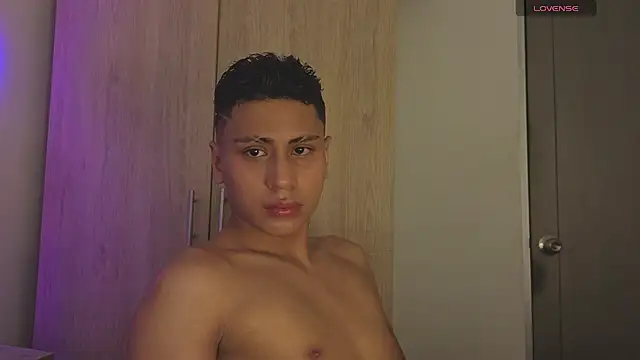 Snapshot of Anto_Jasro chatting on November 14, 2025, 10:02 pm Anto Jasro online show from November 14, 2025, 10:02 pm