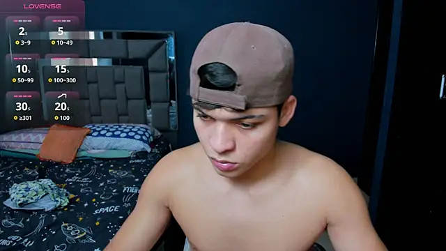 Snapshot of baby_david_03 chatting on December 2, 2025, 9:27 pm baby david 03 online show from December 2, 2025, 9:27 pm