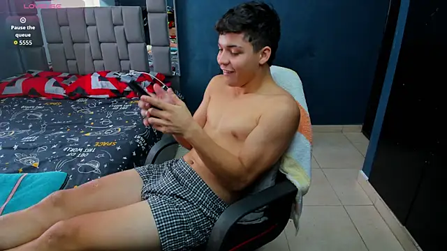 Snapshot of baby_david_03 chatting on November 20, 2025, 7:58 pm baby david 03 online show from November 20, 2025, 7:58 pm