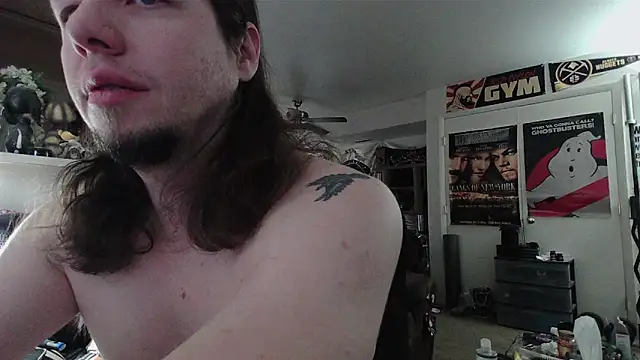 biggerisbetter12 online show from February 1, 2026, 5:33 pm