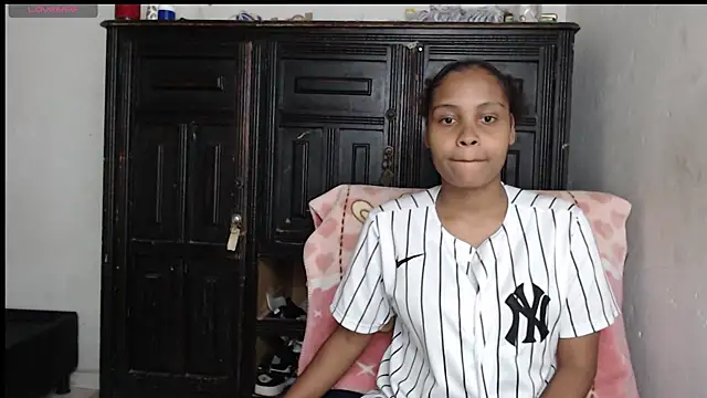 Snapshot of kataleya2021 chatting on October 29, 2025, 10:20 pm kataleya2021 online show from October 29, 2025, 10:20 pm