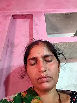 Snapshot of Pooja_shre chatting on May 9, 2026, 10:40 am Pooja shre online show from May 9, 2026, 10:40 am