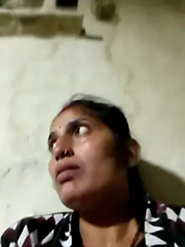 Snapshot of Pooja_shre chatting on December 3, 2025, 7:13 pm Pooja shre online show from December 3, 2025, 7:13 pm