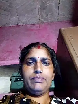 Snapshot of Pooja_shre chatting on November 9, 2025, 1:09 am Pooja shre online show from November 9, 2025, 1:09 am